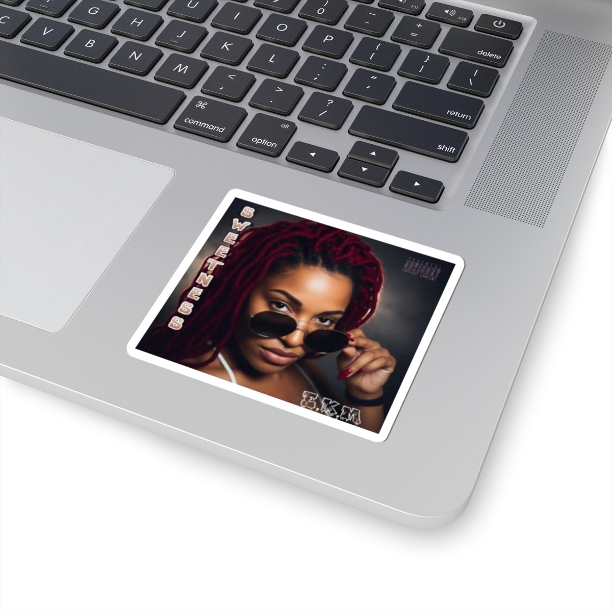 Sweetness Portrait Kiss-Cut Sticker — Retro Sunglasses Woman Laptop Decal